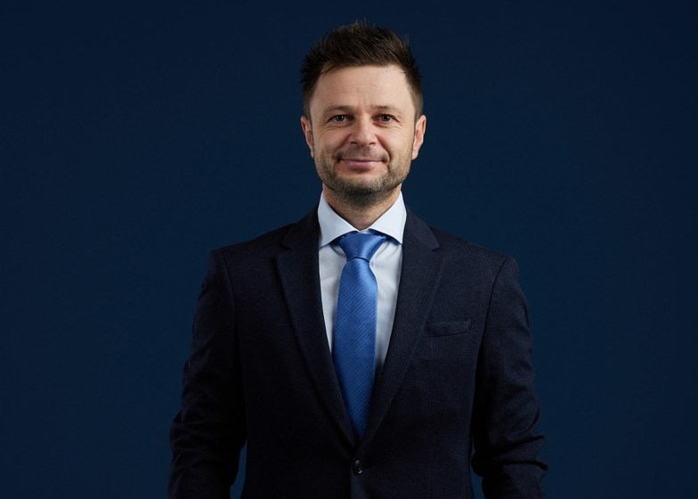 Echipa de management Rețele Electrice - Mihai Vangu