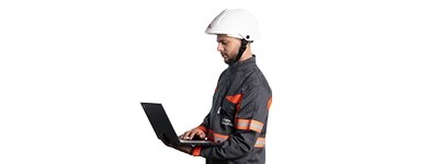 Persoană care completează sau descarcă online cereri și documente din secțiunea dedicată a distribuitorului.