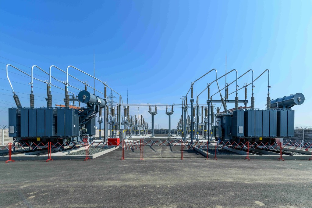 Două transformatoare industriale mari Siemens Energy - Rețele Electrice
